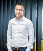 Omri Naude